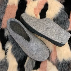 NIB: Glerups Wool Shoe with Rubber Sole, 39, Grey